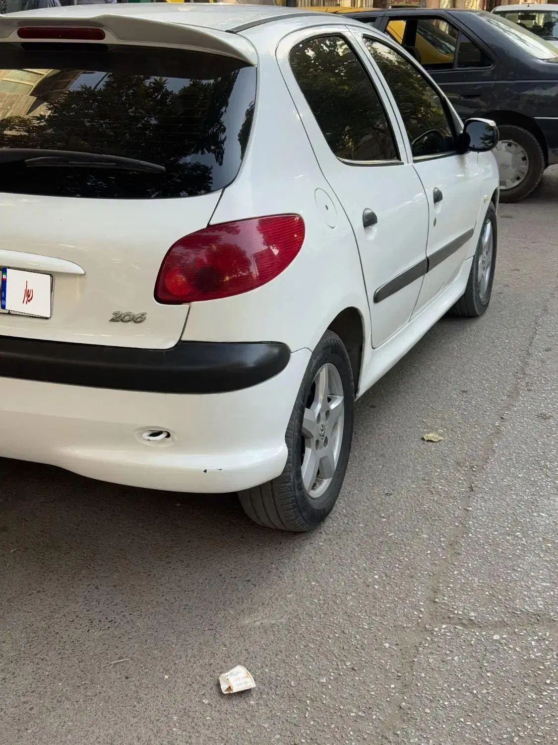 پژو 206 تیپ 5 - 1390