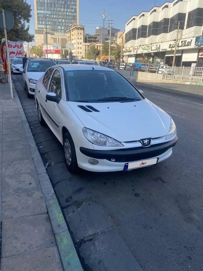 پژو ۲۰۶ صندوق دار v8 - 1396