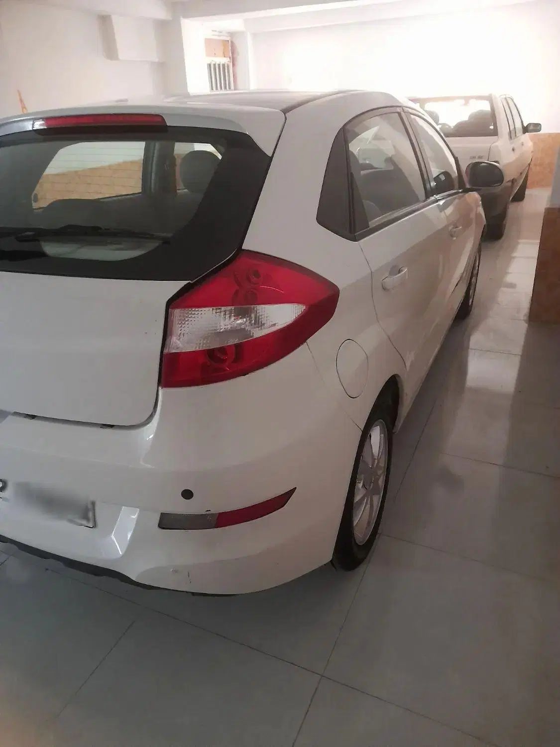 ام وی ام 315 هاچ بک ساده دنده ای - 1391