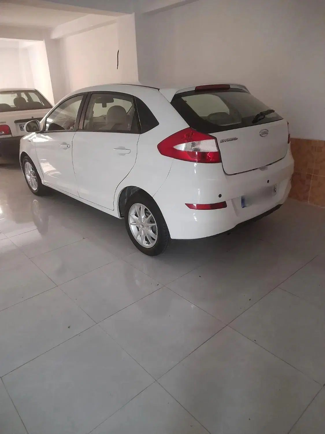 ام وی ام 315 هاچ بک ساده دنده ای - 1391