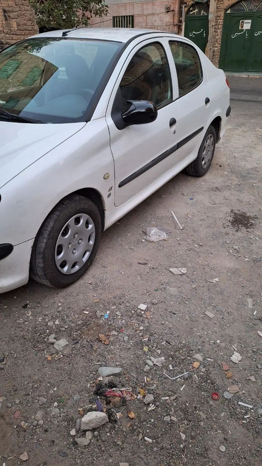 پژو ۲۰۶ صندوق دار v8 - 1393