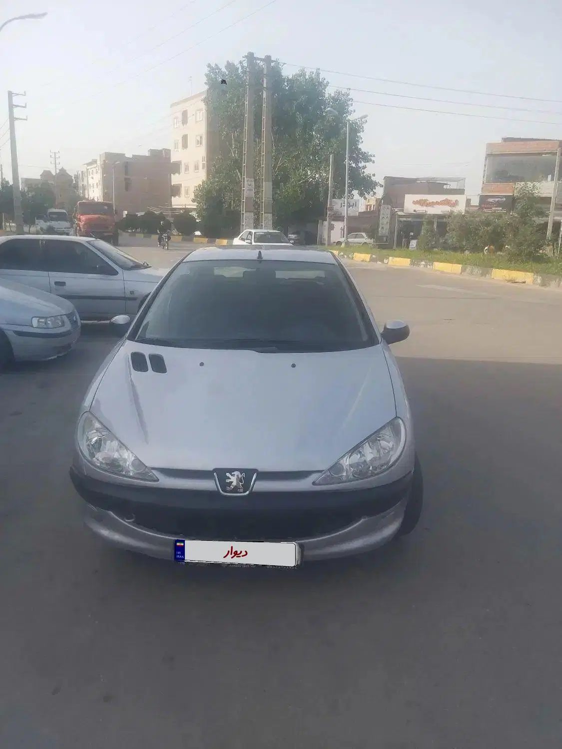 پژو ۲۰۶ صندوق دار v8 - 1393