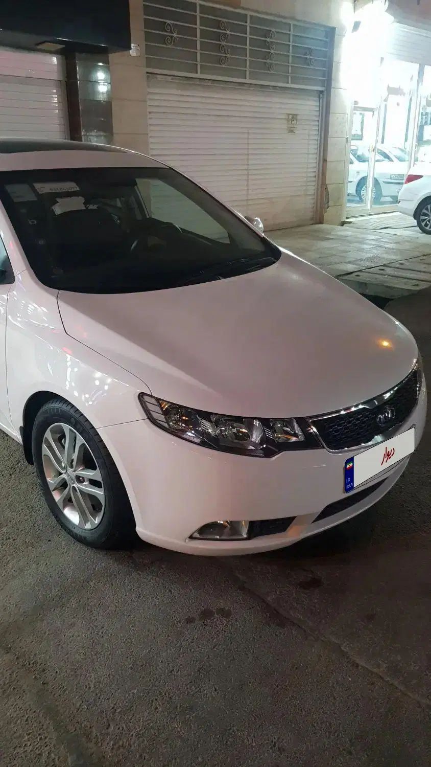 خودرو کیا، سراتو مونتاژ آگهی ann_20393431