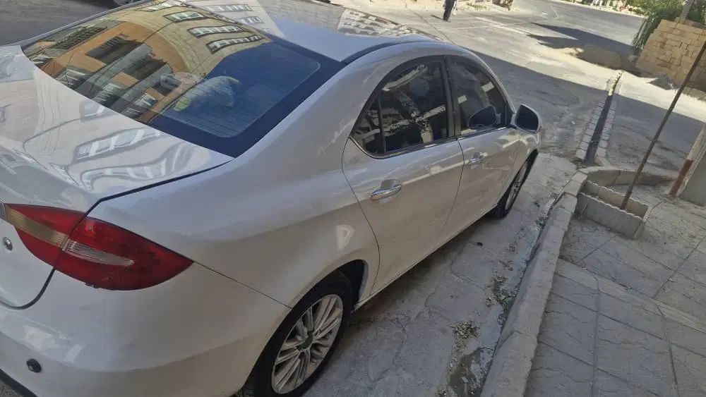 جک J5 اتوماتیک - 1396
