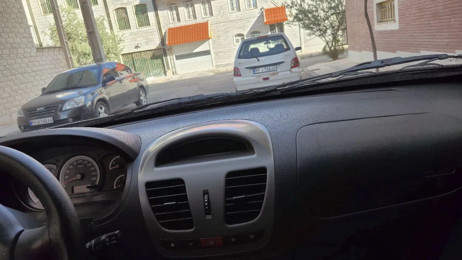 کوییک R دنده‌ای - 1399