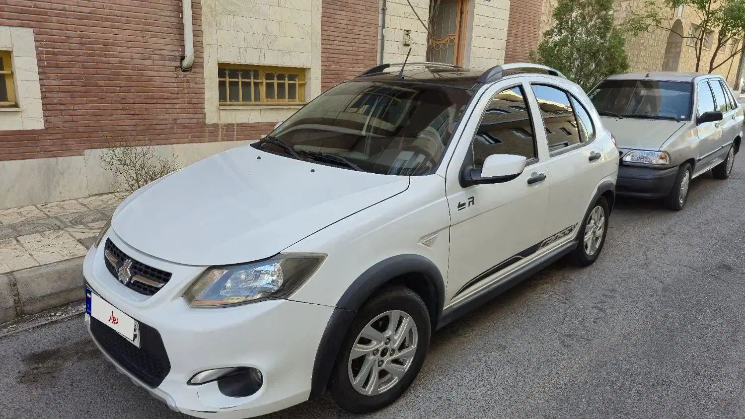 کوییک R دنده‌ای - 1399