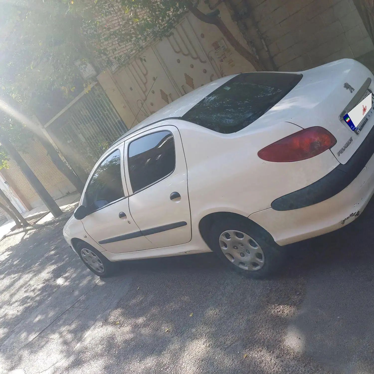 پژو ۲۰۶ صندوق دار v1 - 1389