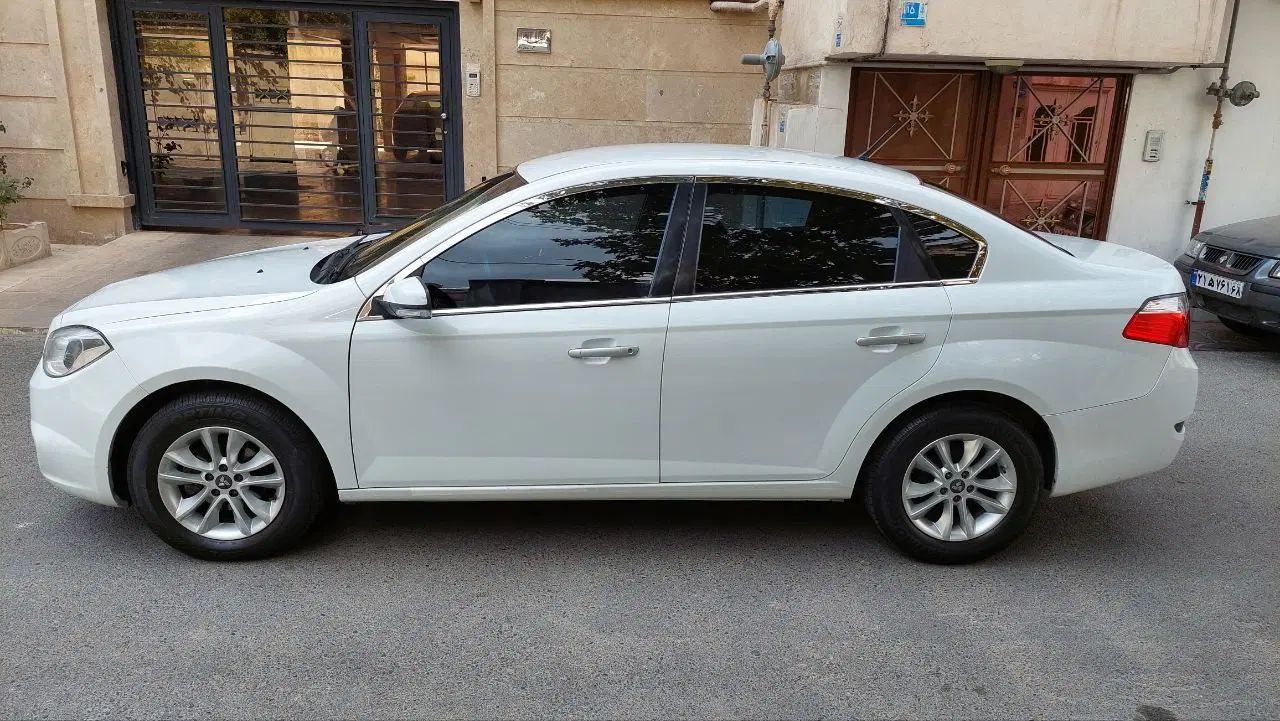 برلیانس H330 دنده‌ای 1500 - 1396