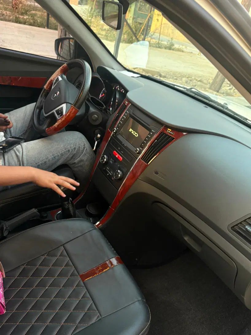 دنا پلاس ۵ دنده EF7 - 1401