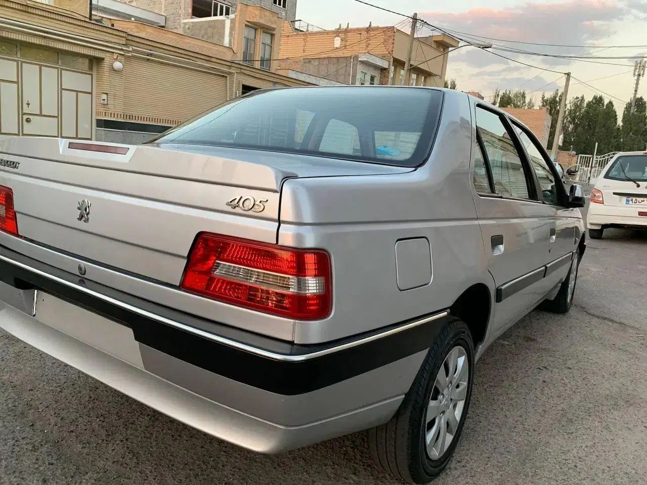پژو 405 SLX بنزینی TU5 - 1392
