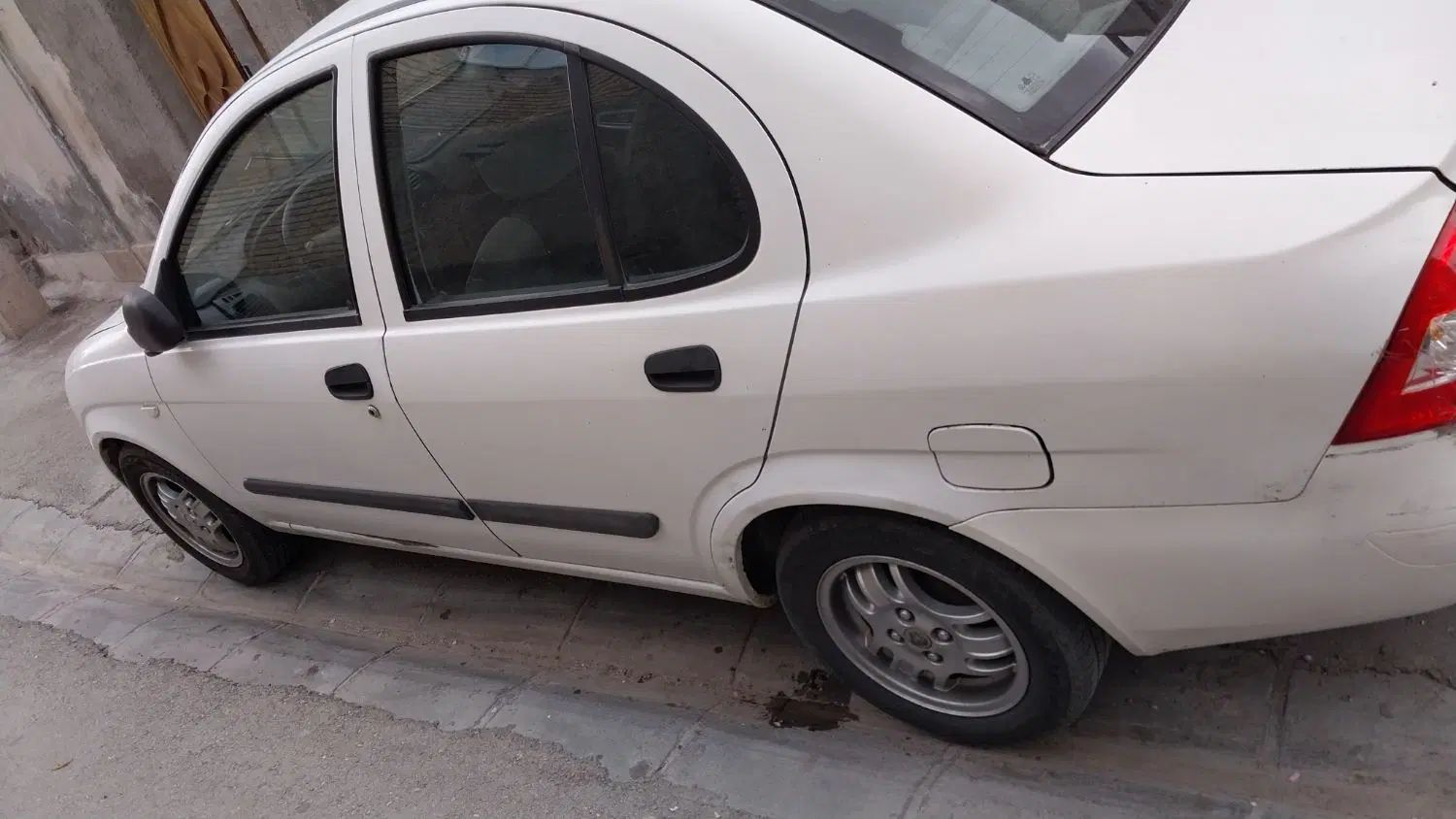 تیبا صندوق دار SX - 1394