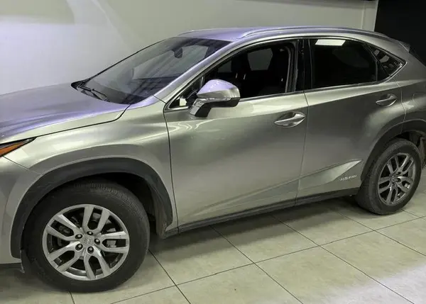 لکسوس NX هیبرید 300H - 2016