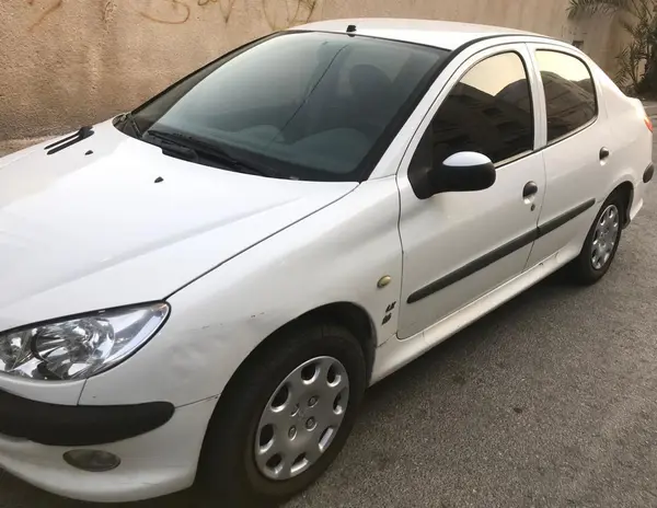 پژو ۲۰۶ صندوق دار v8 - 1393