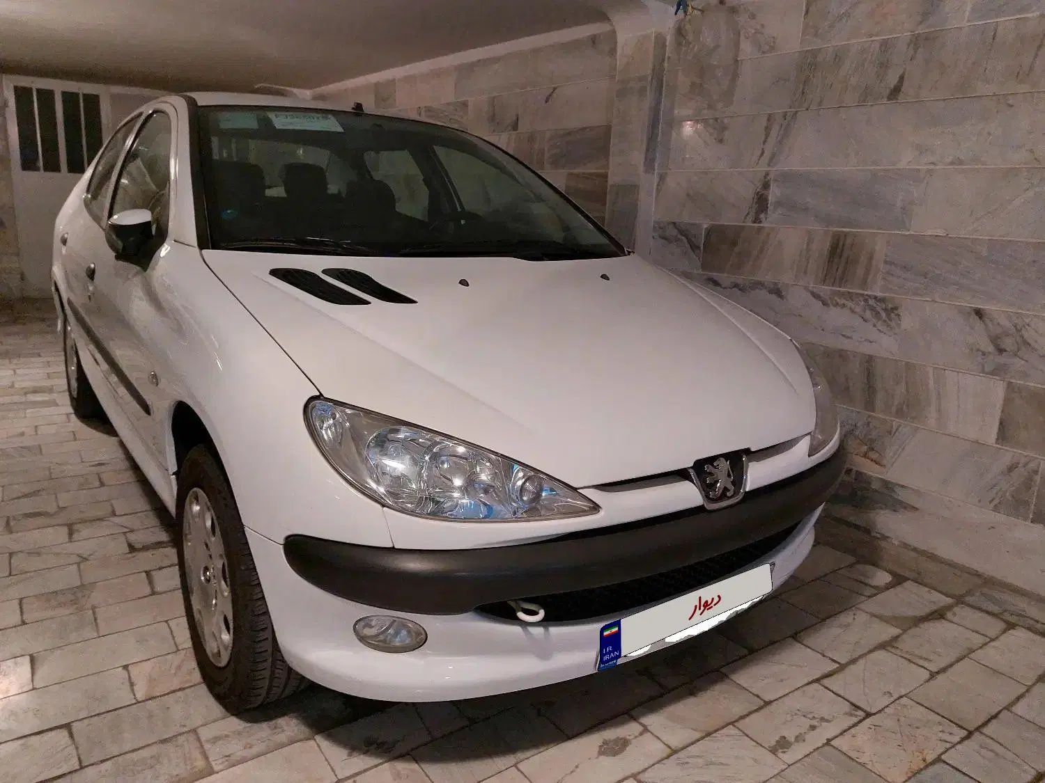 پژو ۲۰۶ صندوق دار v8 - 1394