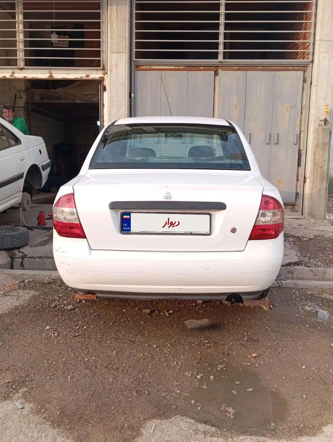 تیبا صندوق دار SX - 1394