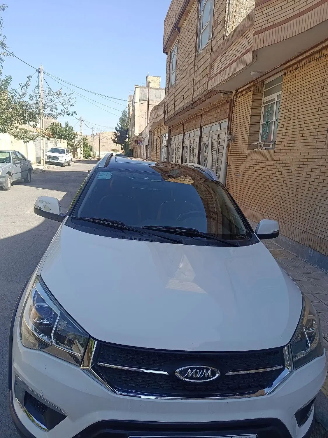 ام وی ام X22 دنده‌ای لاکچری - 1399
