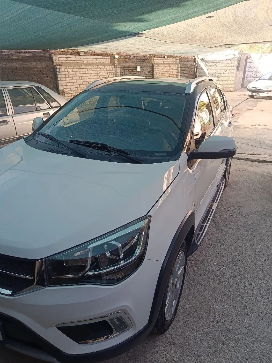ام وی ام X22 دنده‌ای لاکچری - 1399