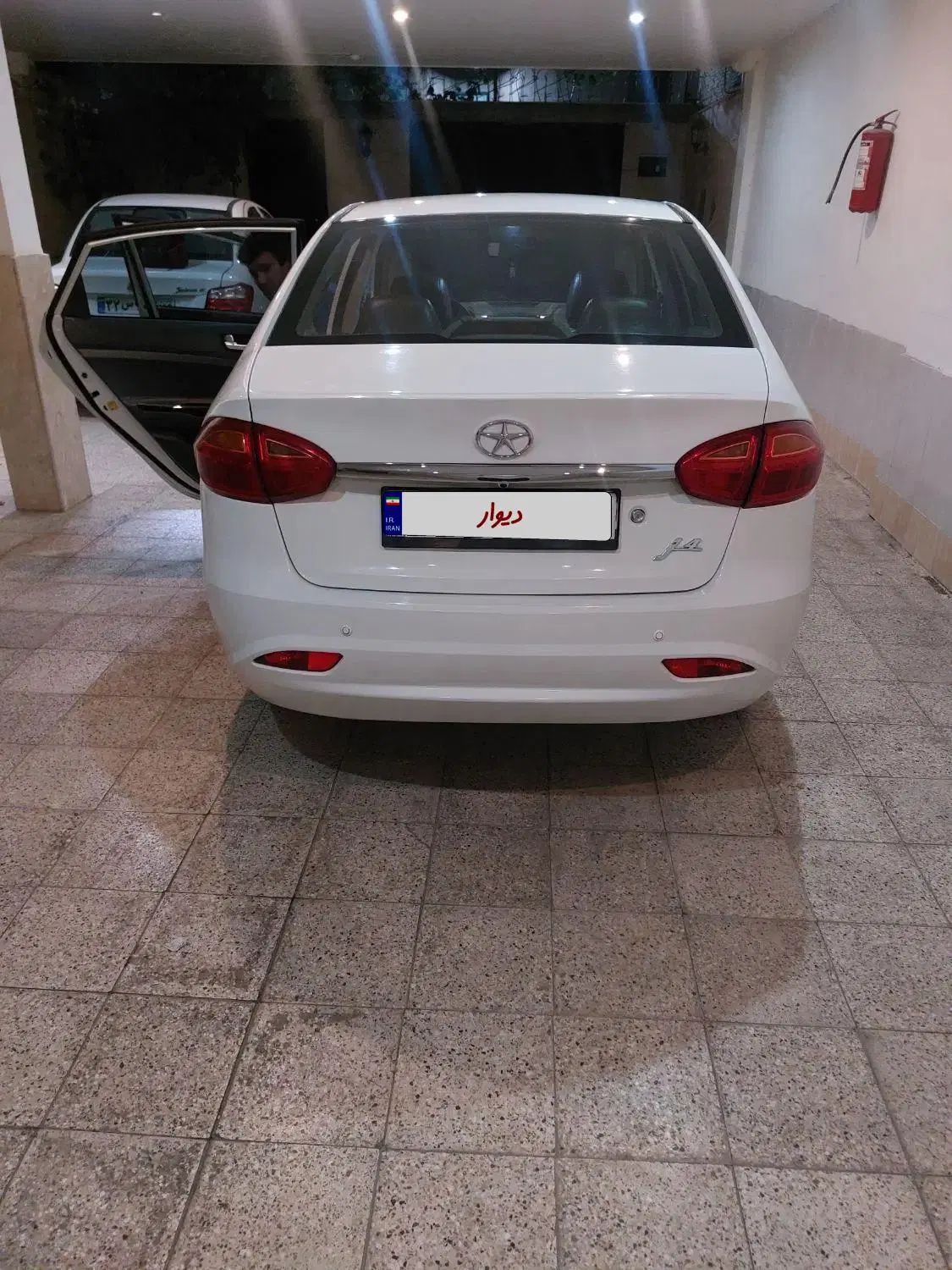 جک J4 اتوماتیک ساده - 1401