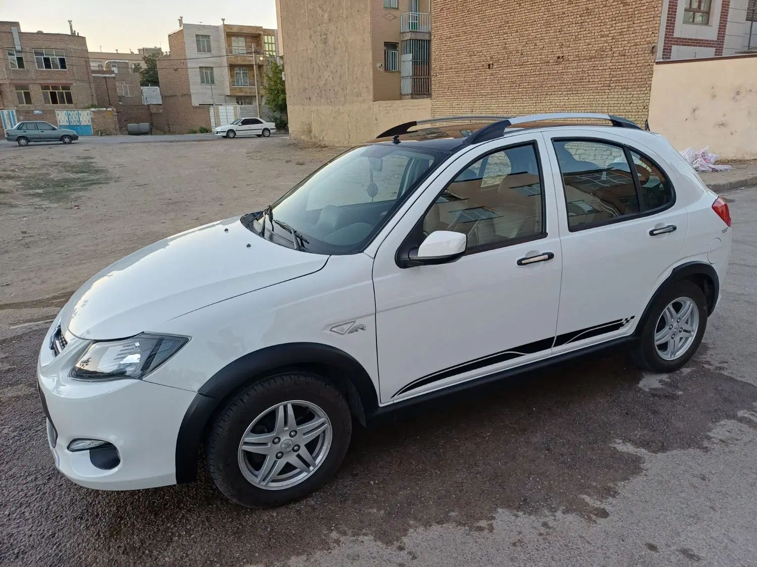 خودرو کوییک، R آگهی ann_20394482