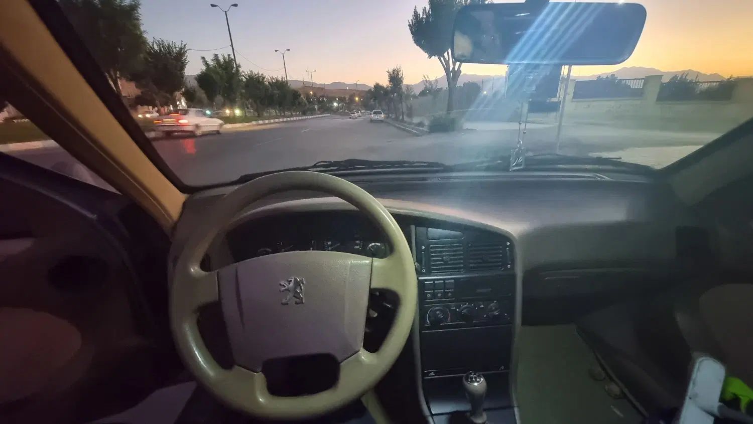 پژو 405 بنزینی GLX - TU5 - 1389