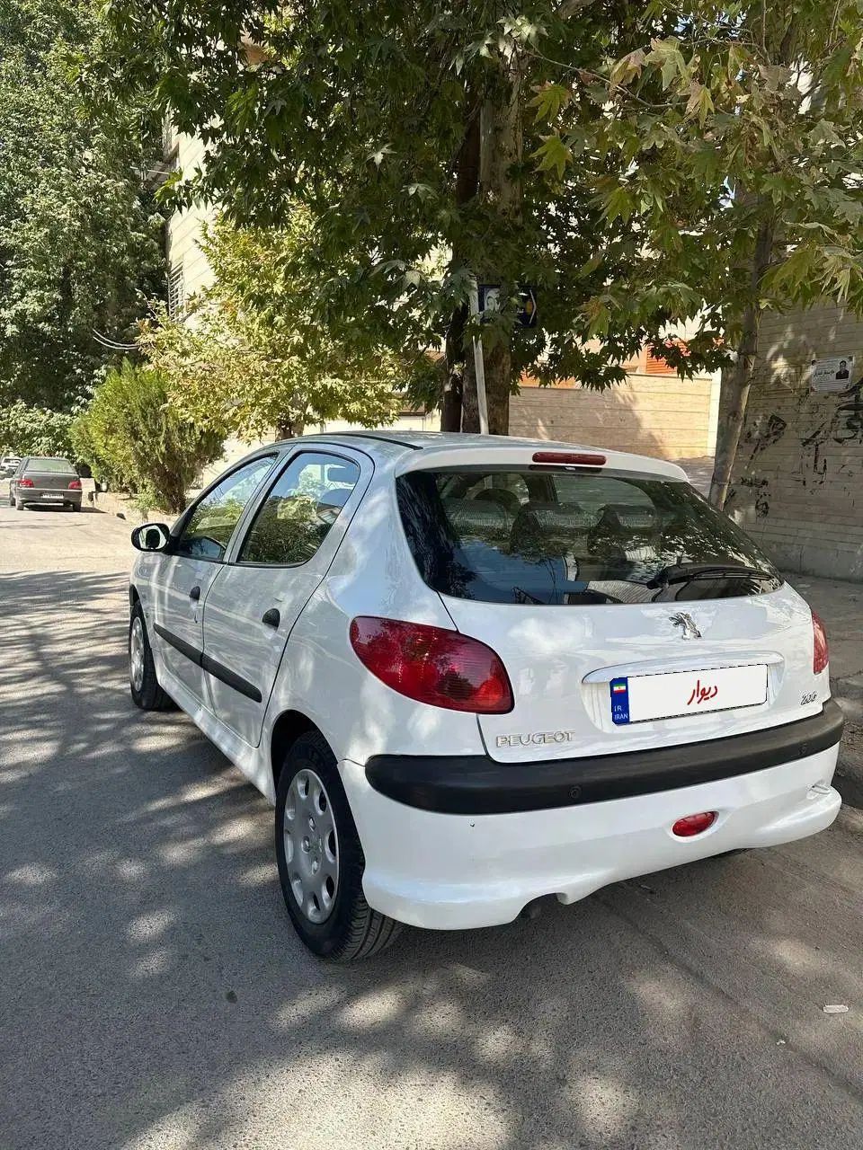 پژو 206 تیپ 5 - 1396