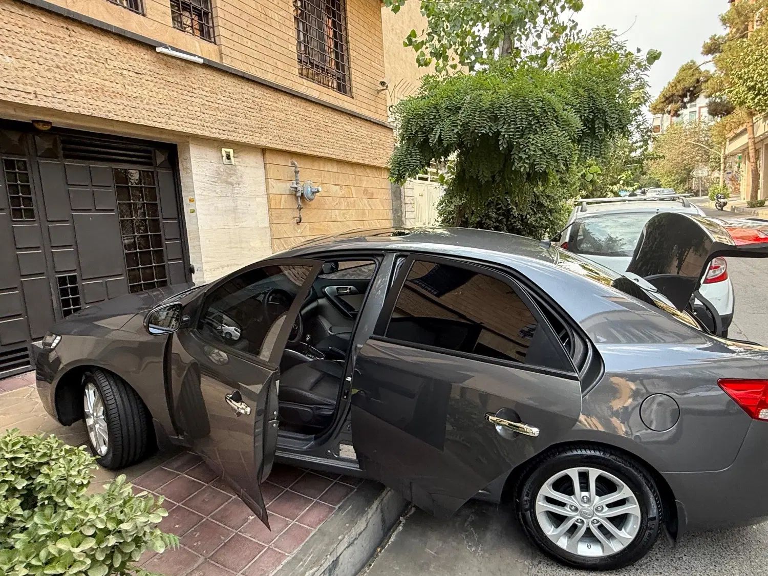 خودرو کیا، سراتو مونتاژ آگهی ann_20395858