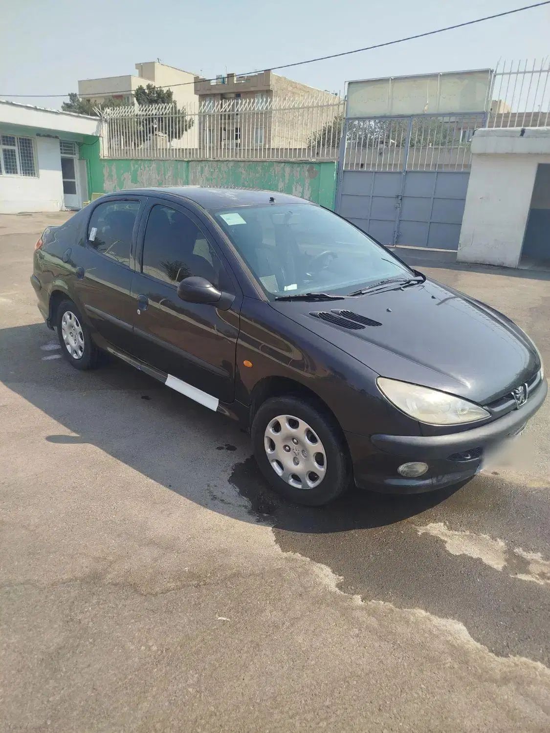 پژو ۲۰۶ صندوق دار v8 - 1393