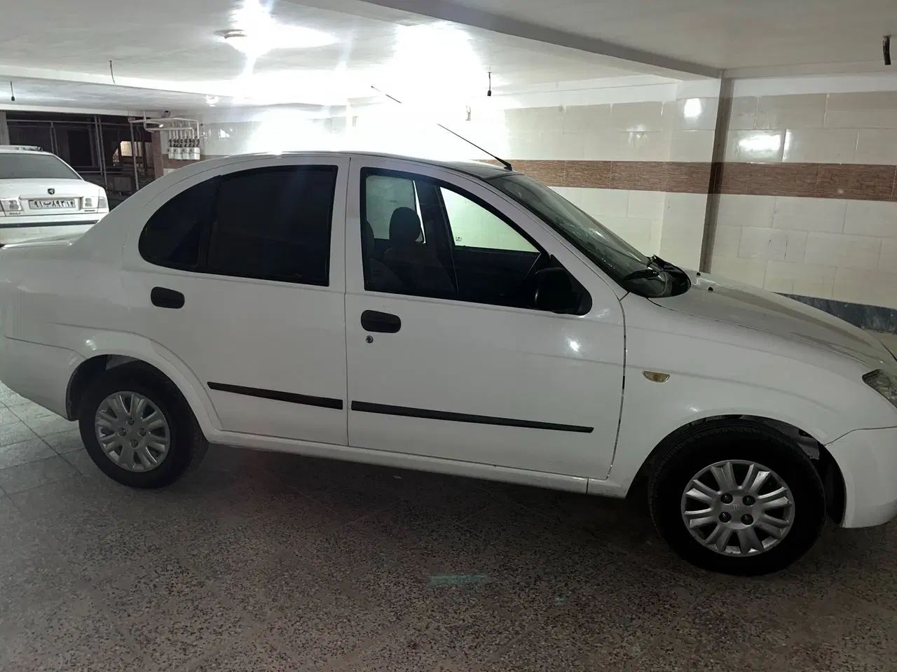تیبا صندوق دار SX - 1398