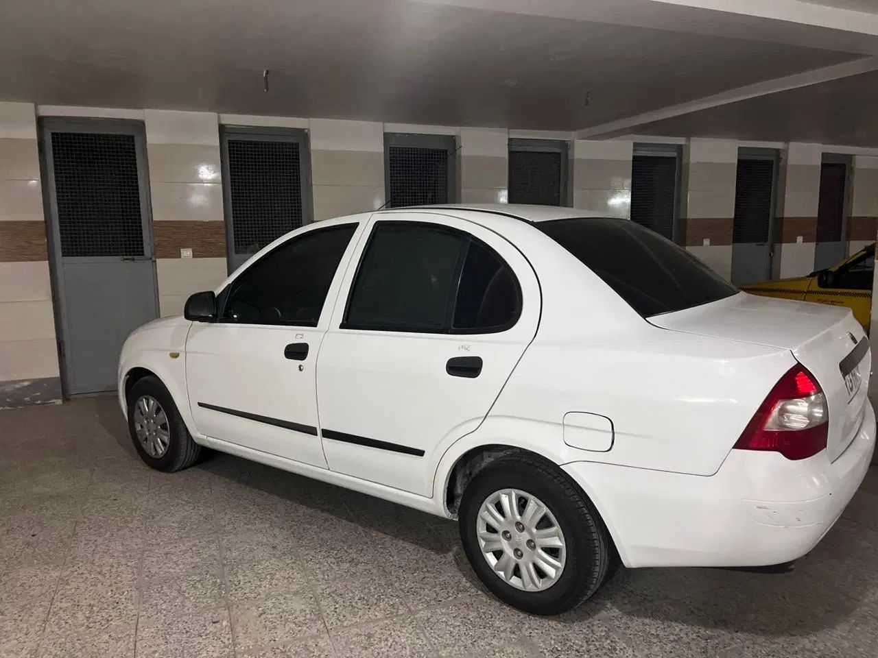 تیبا صندوق دار SX - 1398