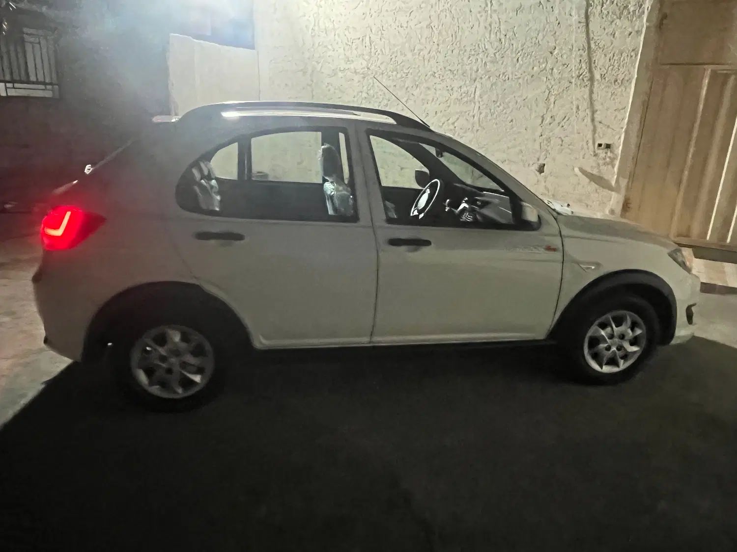 خودرو کوییک، معمولی آگهی ann_20396243