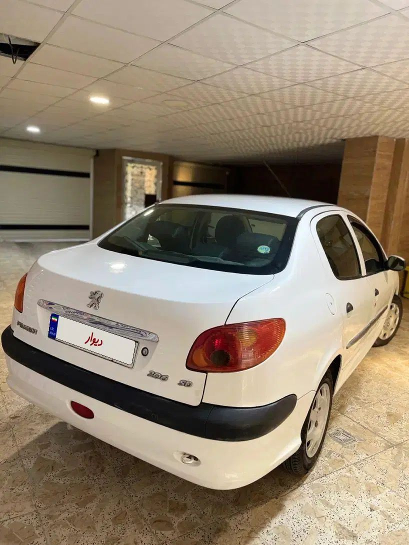 پژو ۲۰۶ صندوق دار v8 - 1392