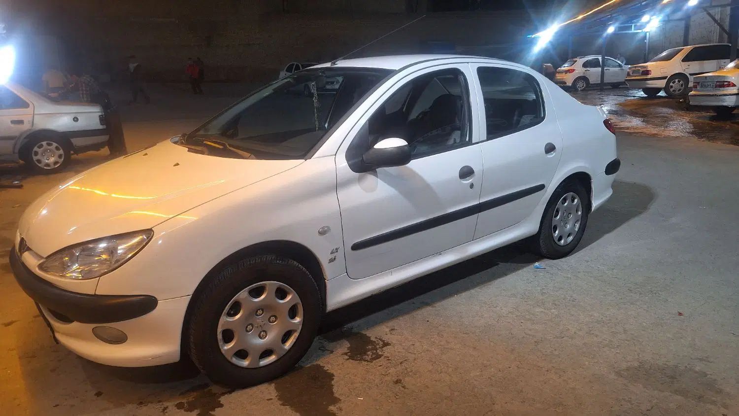 پژو ۲۰۶ صندوق دار v8 - 1397