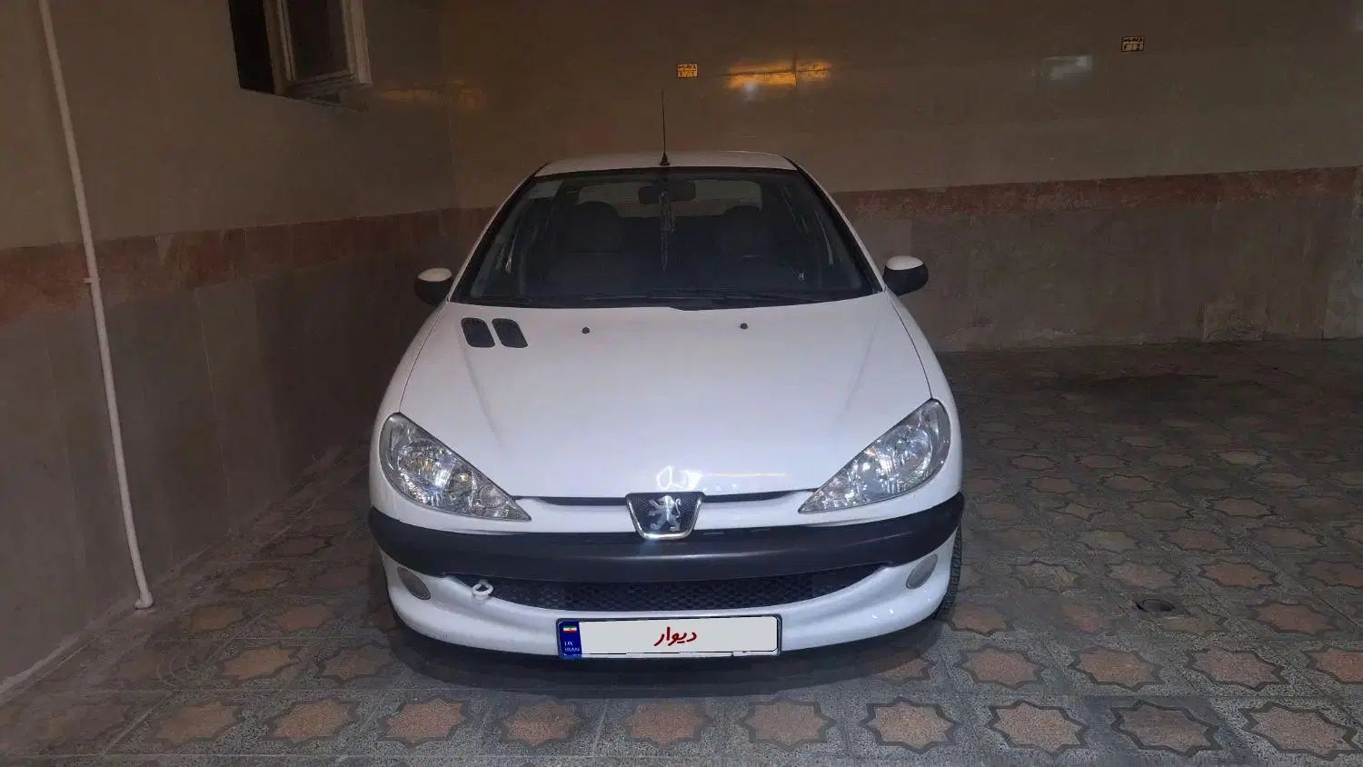 پژو ۲۰۶ صندوق دار v8 - 1397