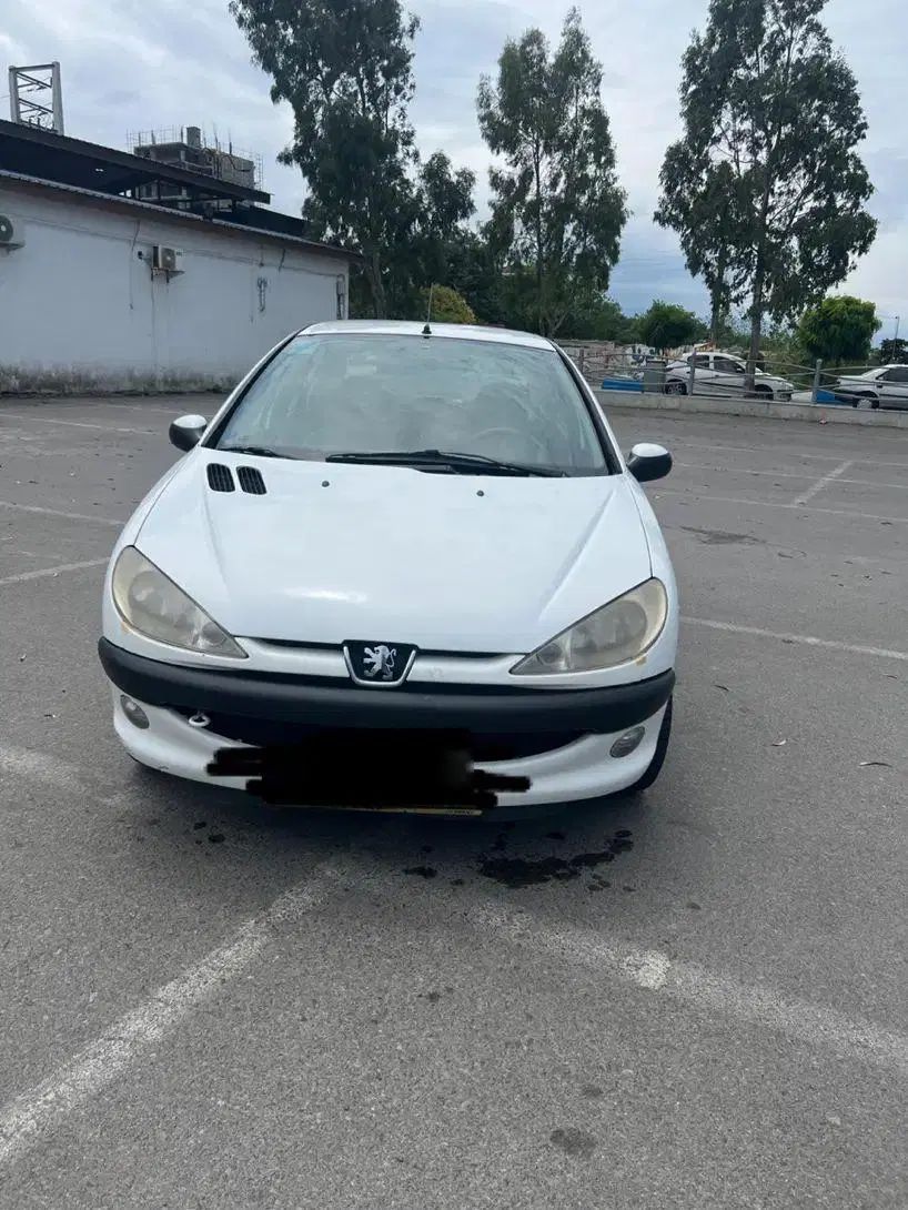 پژو ۲۰۶ صندوق دار v8 - 1396