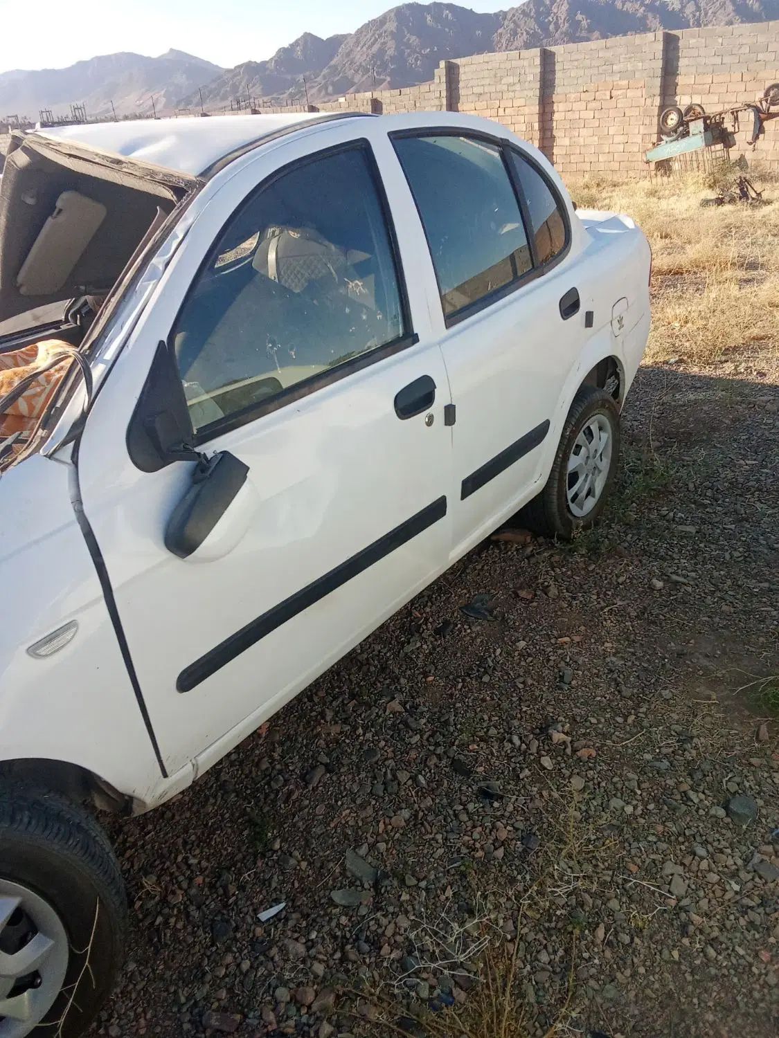 تیبا صندوق دار SL - 1392