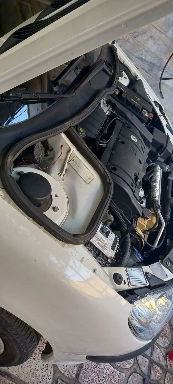 پژو ۲۰۶ صندوق دار v8 - 1390