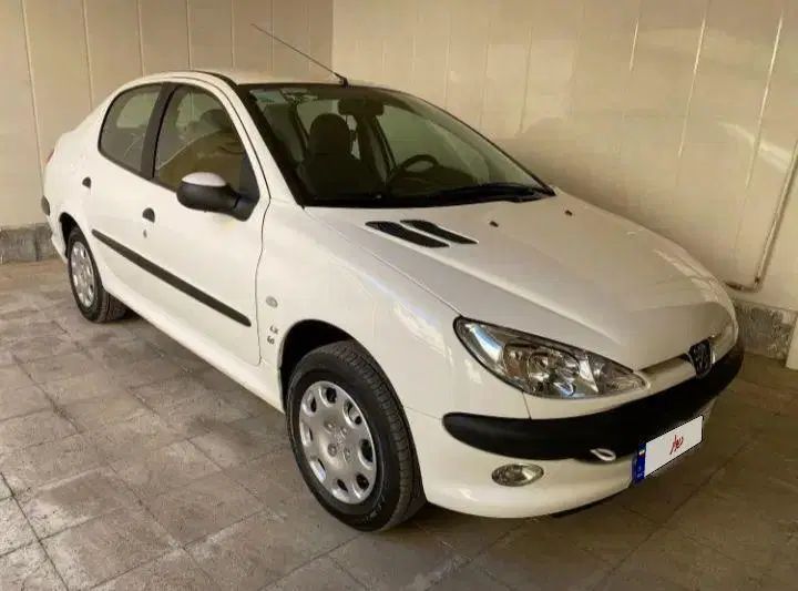 پژو ۲۰۶ صندوق دار v8 - 1390