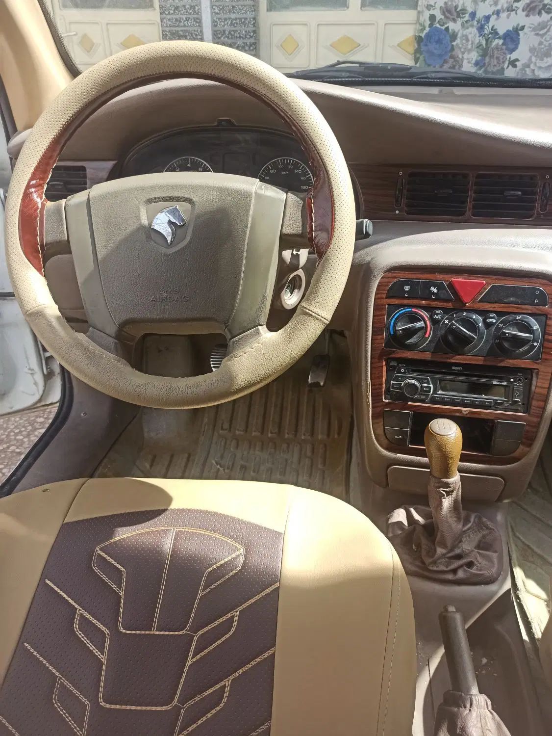 سمند LX XU7 - 1395
