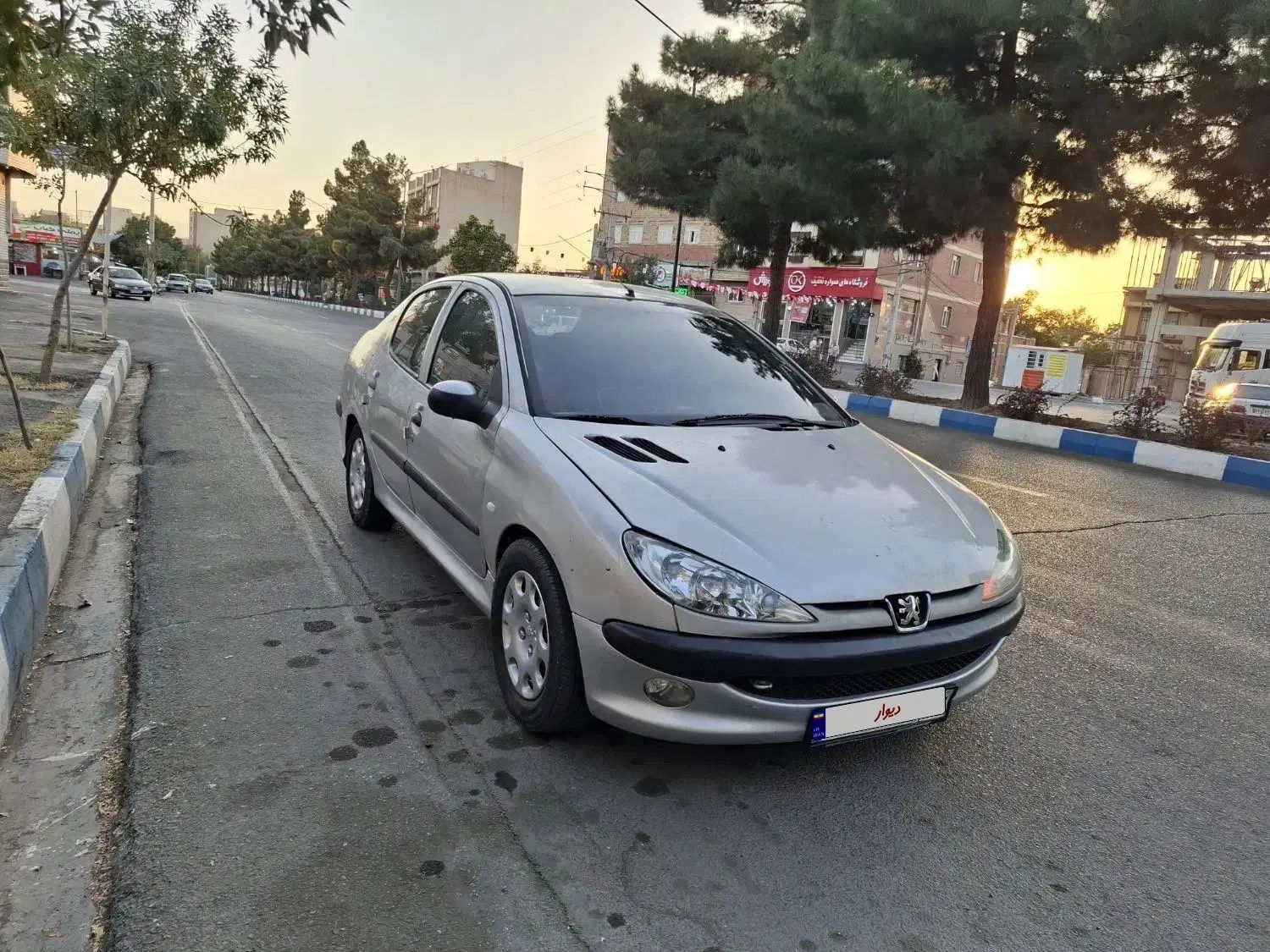پژو ۲۰۶ صندوق دار v8 - 1385