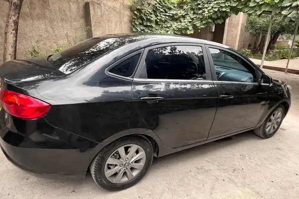 جک J4 اتوماتیک آپشنال - 1403