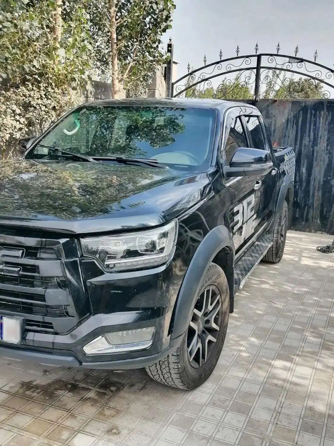 خودرو کی ام سی، T8 آگهی ann_20397439