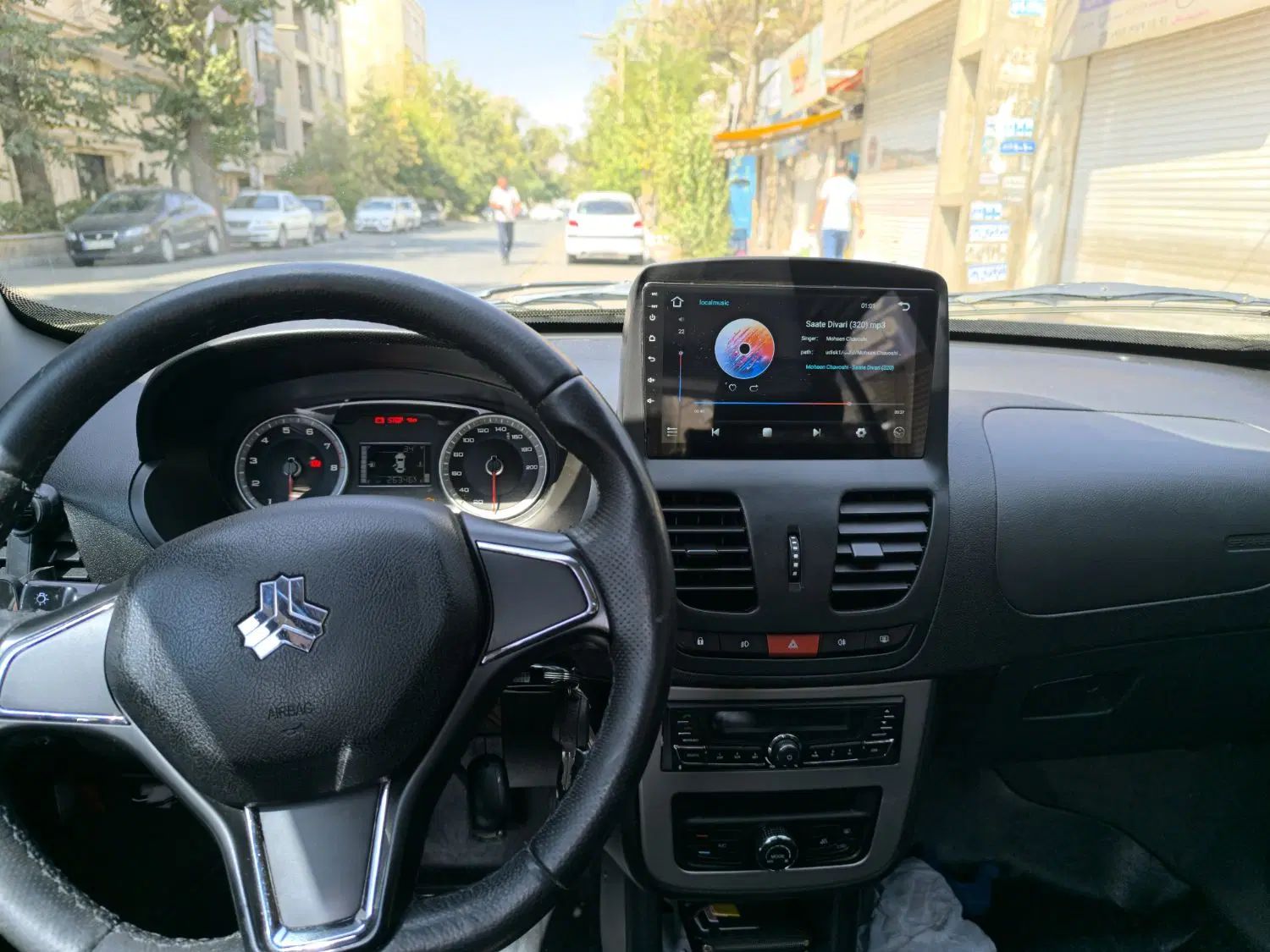 کوییک R دنده‌ای - 1402