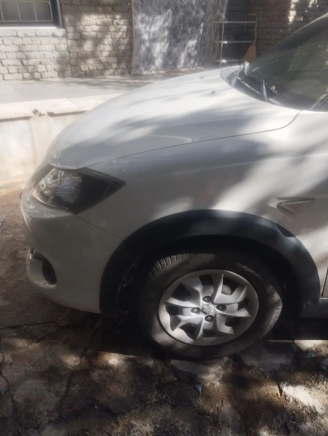 خودرو کوییک، معمولی آگهی ann_20397908