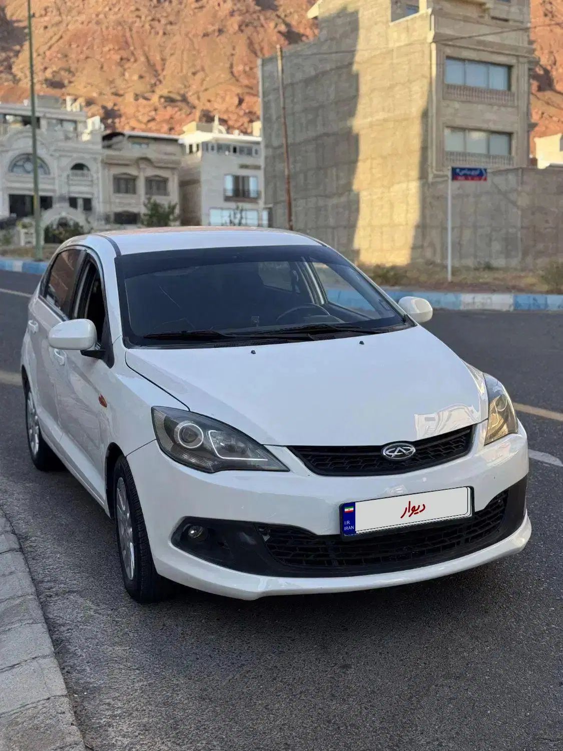 ام وی ام 315 هاچ بک اسپرت لاکچری - 1394