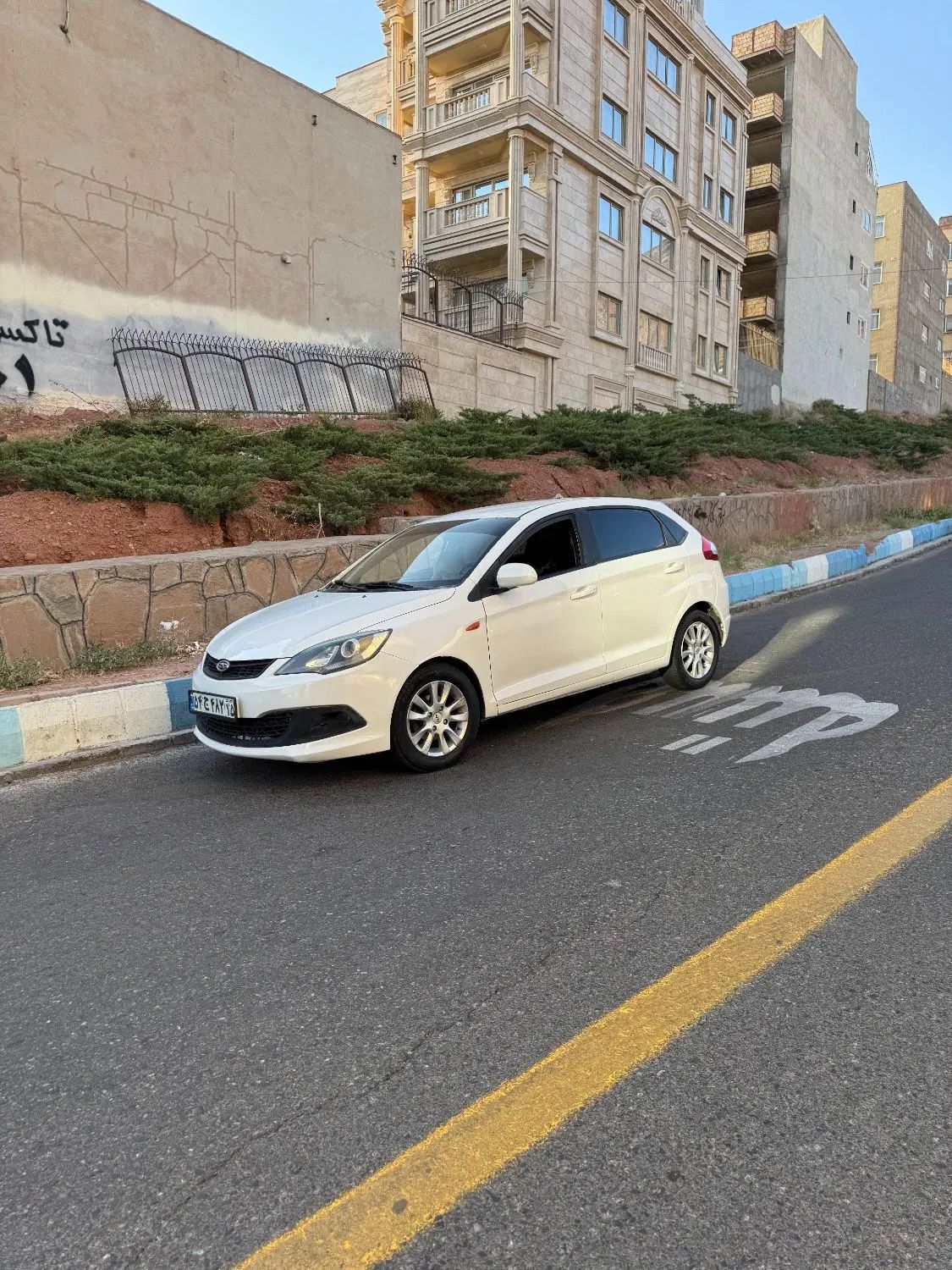 ام وی ام 315 هاچ بک اسپرت لاکچری - 1394