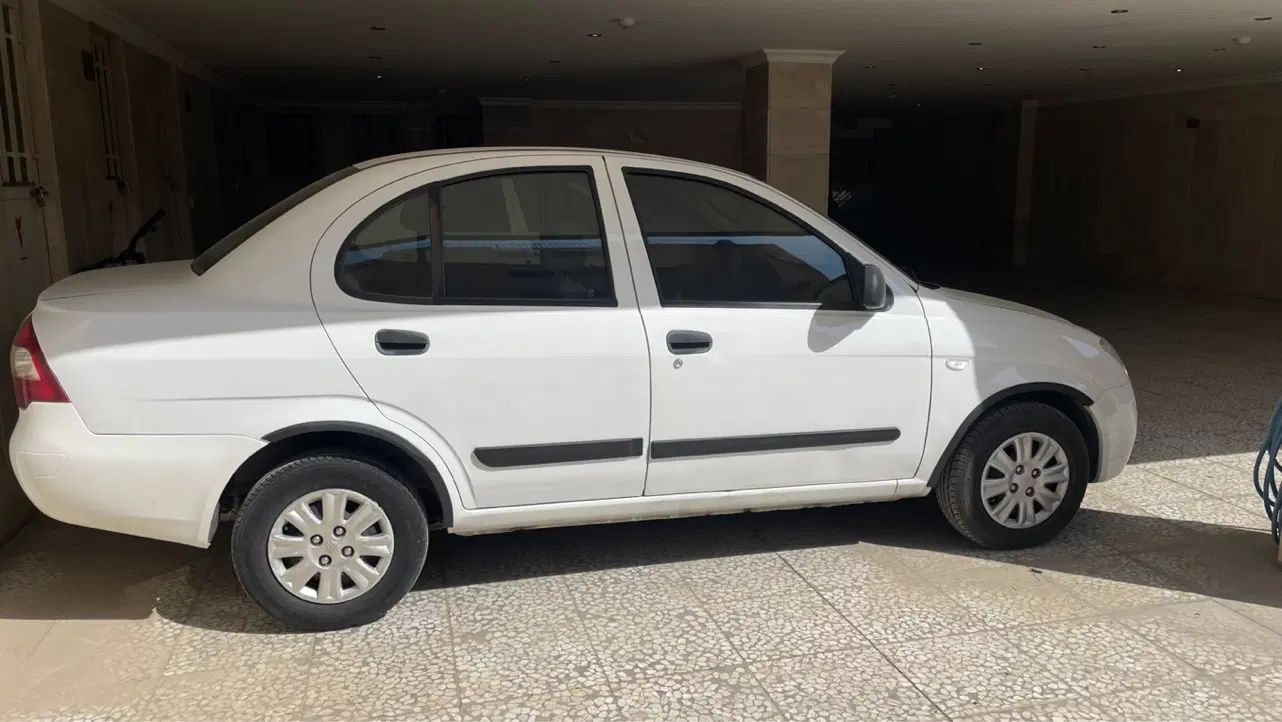 تیبا صندوق دار SX - 1390