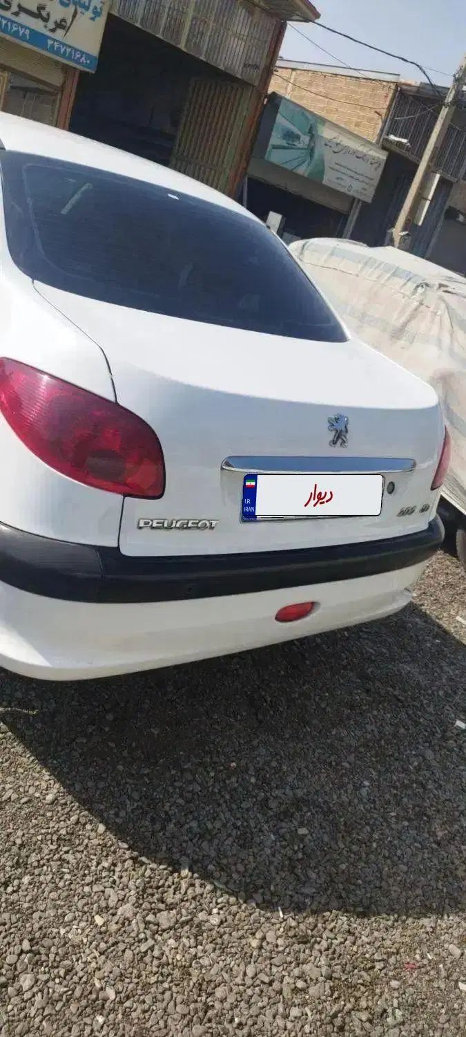 پژو ۲۰۶ صندوق دار v8 - 1397