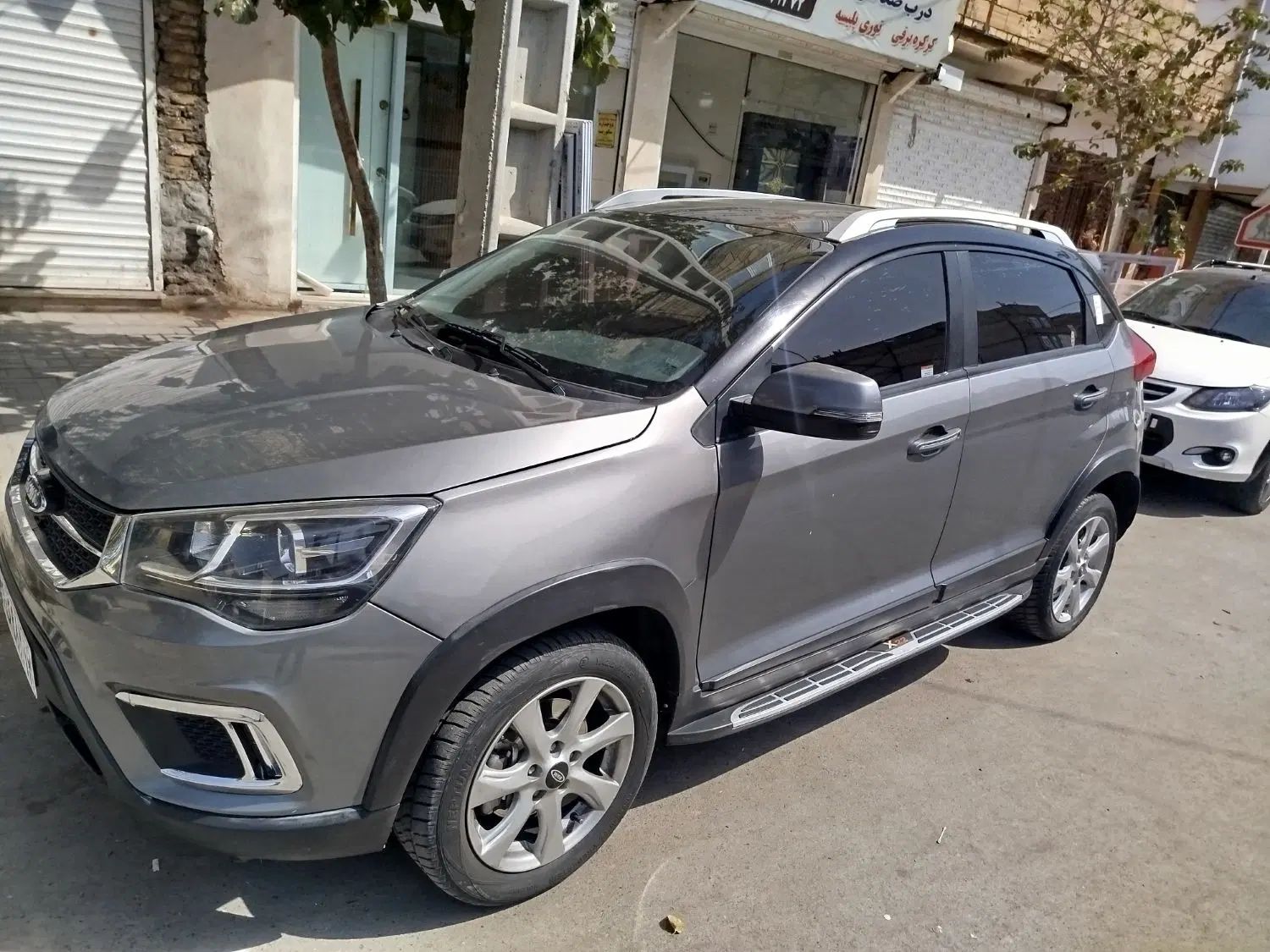خودرو ام وی ام، X22 آگهی ann_20398187