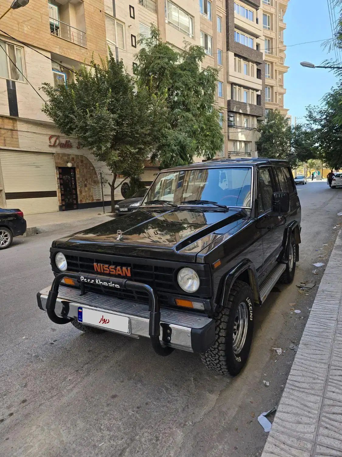 نیسان پاترول دو درب دنده‌ای - 1997
