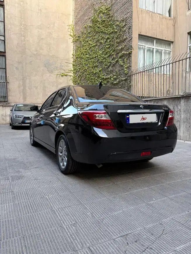 دنا پلاس توربو اتوماتیک - 1402